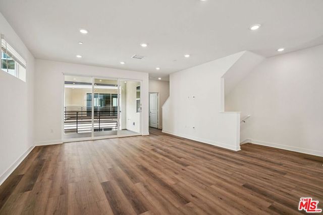 1687 Coral Sea Lane, Los Angeles, CA 90732