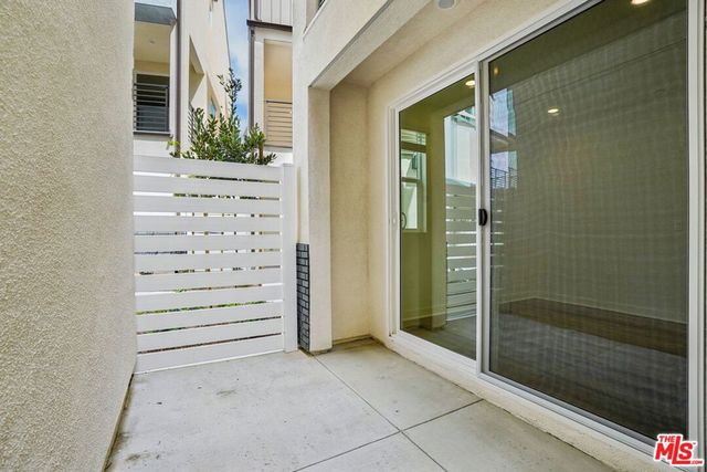 1687 Coral Sea Lane, Los Angeles, CA 90732