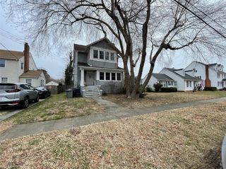 32 Manteo AVE, Hampton, VA 23661