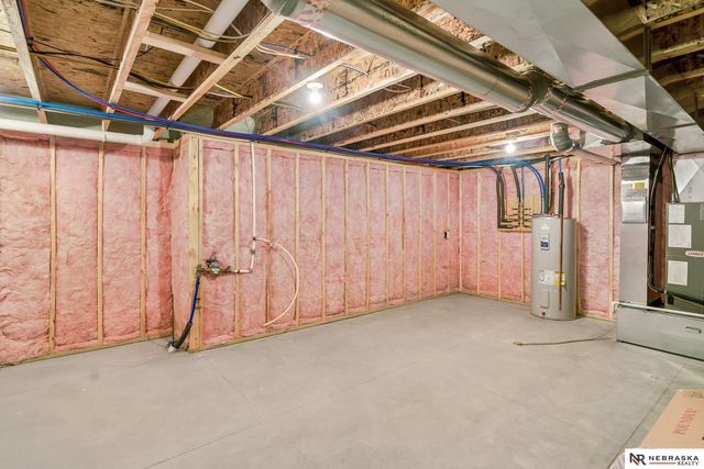 7920 Patrick Avenue, Lincoln, NE 68516