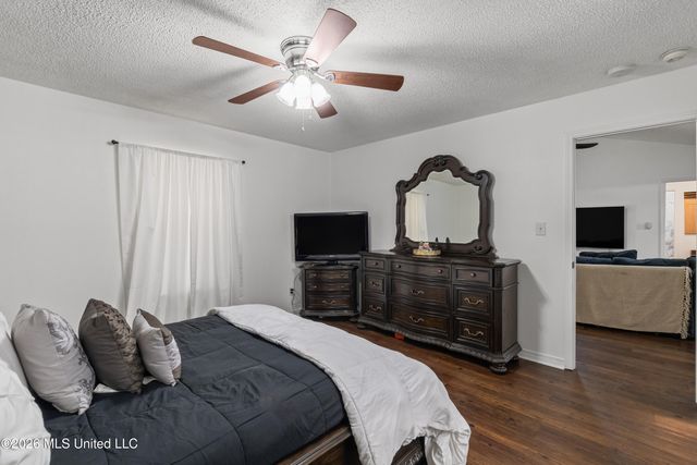 94 Deer Run Road, Hattiesburg, MS 39402