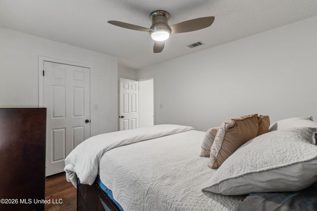 94 Deer Run Road, Hattiesburg, MS 39402
