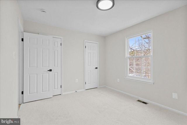 2900 PLAZA DR, District Heights, MD 20747