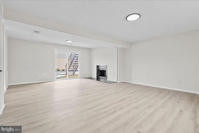 2900 PLAZA DR, District Heights, MD 20747