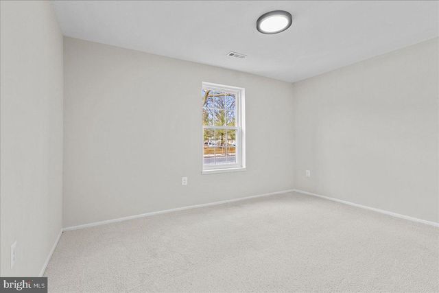 2900 PLAZA DR, District Heights, MD 20747