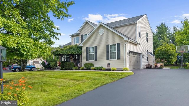 112 PERCHERON DR, Spring City, PA 19475
