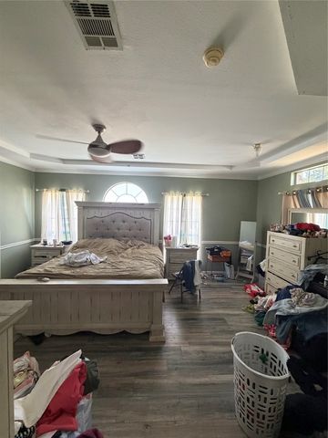 307 Fort Edward Drive, Arlington, TX 76002