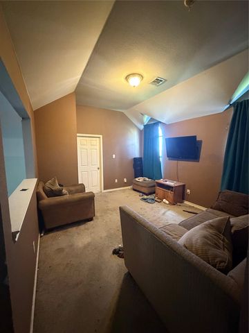 307 Fort Edward Drive, Arlington, TX 76002