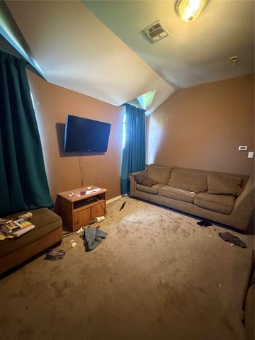 307 Fort Edward Drive, Arlington, TX 76002