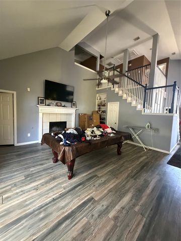 307 Fort Edward Drive, Arlington, TX 76002