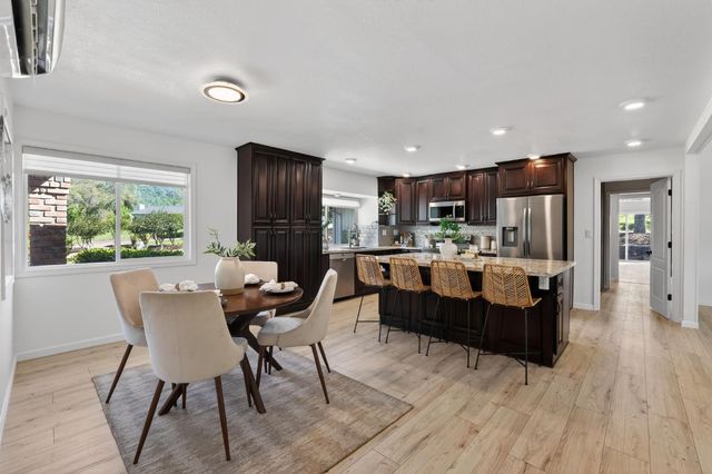 1345 Easy Ln, El Dorado Hills, CA 95762