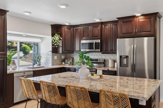 1345 Easy Ln, El Dorado Hills, CA 95762