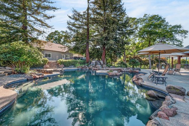 1345 Easy Ln, El Dorado Hills, CA 95762