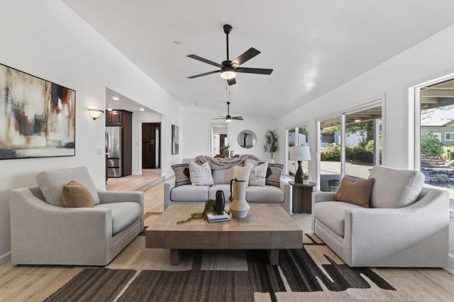 1345 Easy Ln, El Dorado Hills, CA 95762