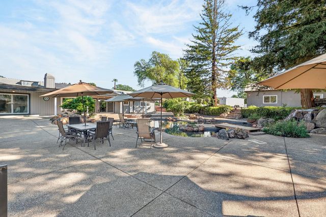 1345 Easy Ln, El Dorado Hills, CA 95762