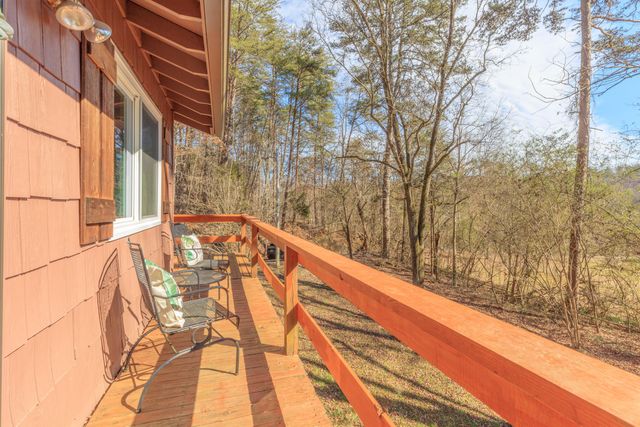 12155 Back Valley Road, Soddy Daisy, TN 37379