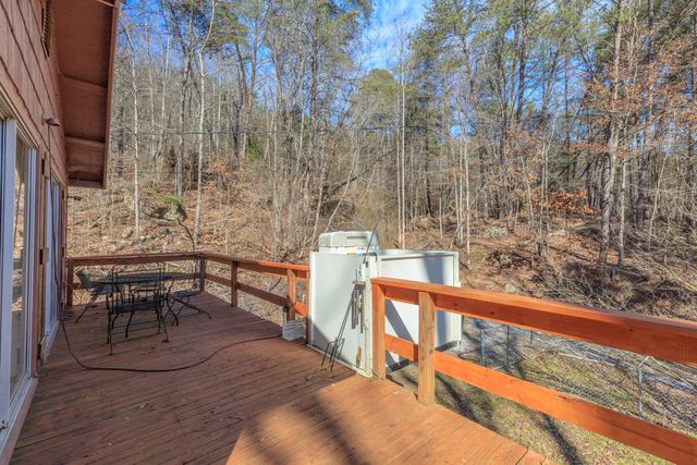 12155 Back Valley Road, Soddy Daisy, TN 37379