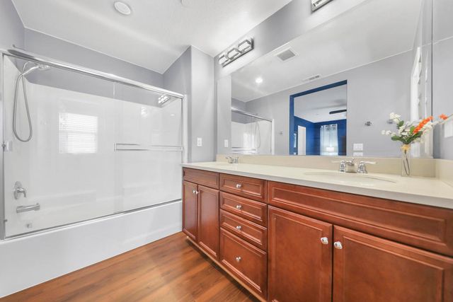 512 Calle Vibrante, Palm Desert, CA 92211