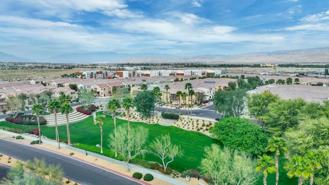 512 Calle Vibrante, Palm Desert, CA 92211