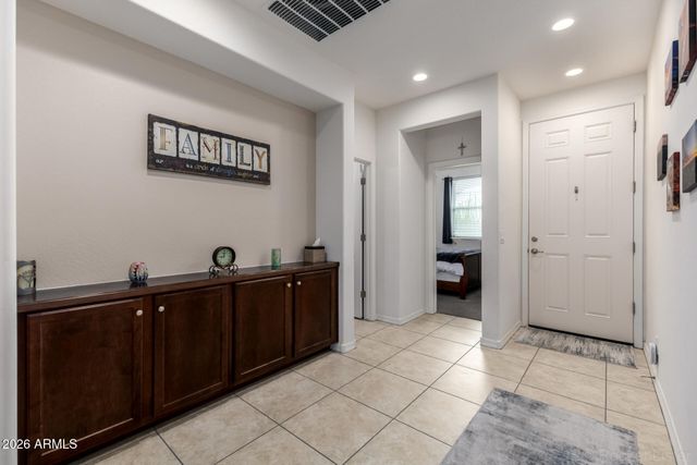 9974 W FOOTHILL Drive, Peoria, AZ 85383