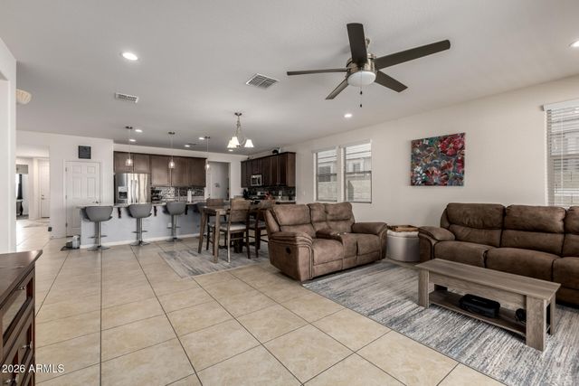 9974 W FOOTHILL Drive, Peoria, AZ 85383