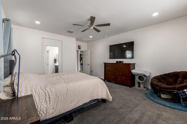 9974 W FOOTHILL Drive, Peoria, AZ 85383