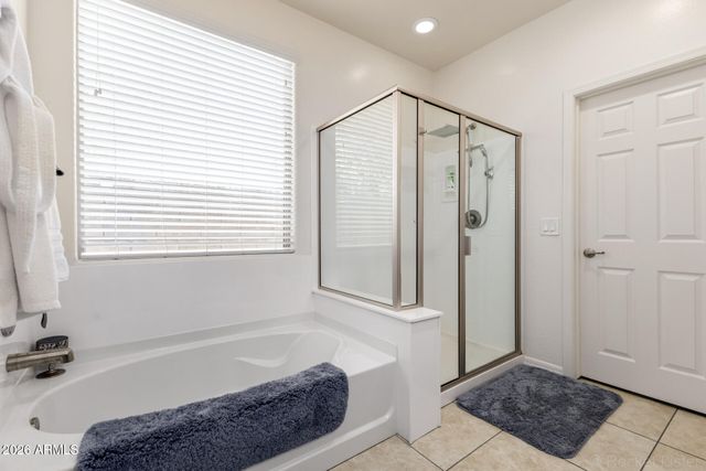 9974 W FOOTHILL Drive, Peoria, AZ 85383