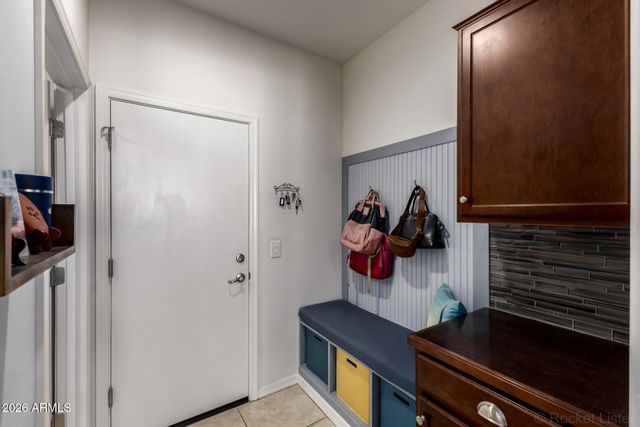 9974 W FOOTHILL Drive, Peoria, AZ 85383