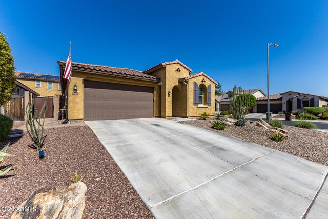 9974 W FOOTHILL Drive, Peoria, AZ 85383