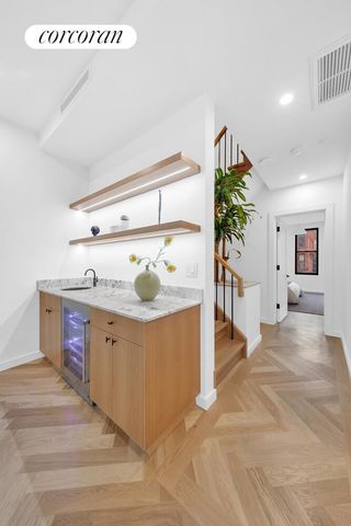 126 WASHINGTON Avenue, New York City, NY 11205
