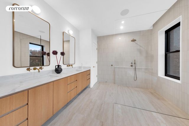 126 WASHINGTON Avenue, New York City, NY 11205