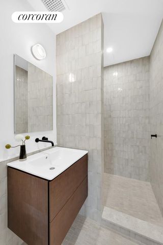 126 WASHINGTON Avenue, New York City, NY 11205