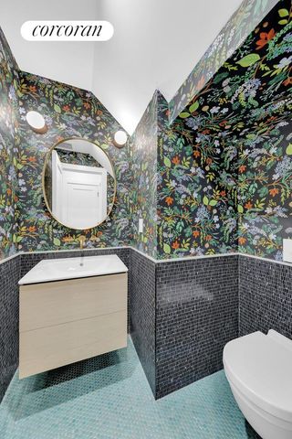 126 WASHINGTON Avenue, New York City, NY 11205