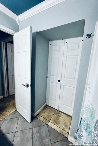 10302 Shady Meadows, San Antonio, TX 78245