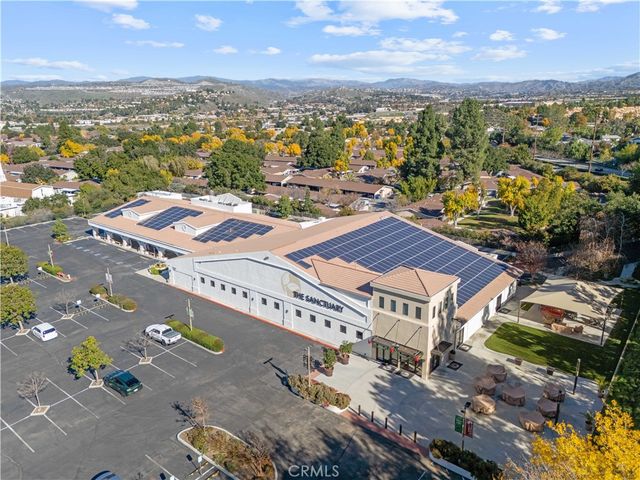 19348 Avenue Of The Oaks, Newhall, CA 91321