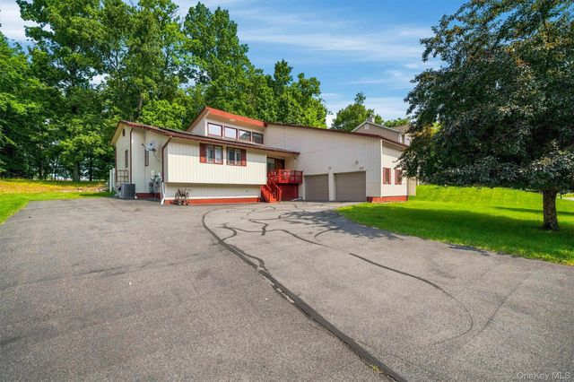 19 Davidge Road, Middletown, NY 10940