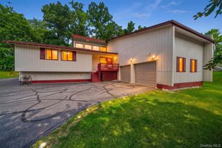 19 Davidge Road, Middletown, NY 10940