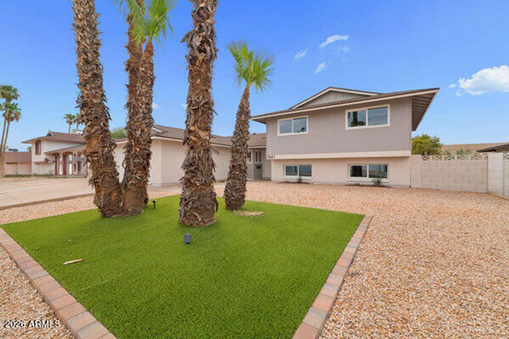 3541 W DAILEY Street, Phoenix, AZ 85053 — photo 2