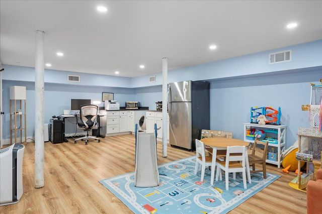 22 Lockwood Avenue, Bronxville, NY 10708