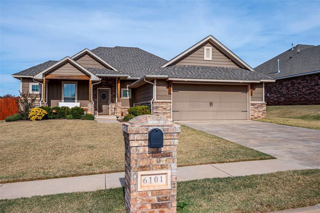 6101 Beverly Hills Drive, Edmond, OK 73034