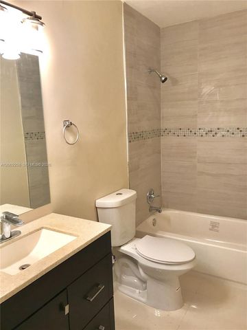 3700 Taft St, Hollywood, FL 33021