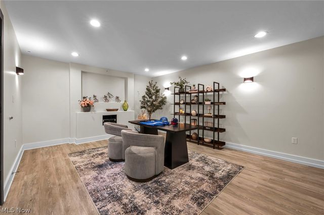 11860 Ridgecliff Circle, Strongsville, OH 44136