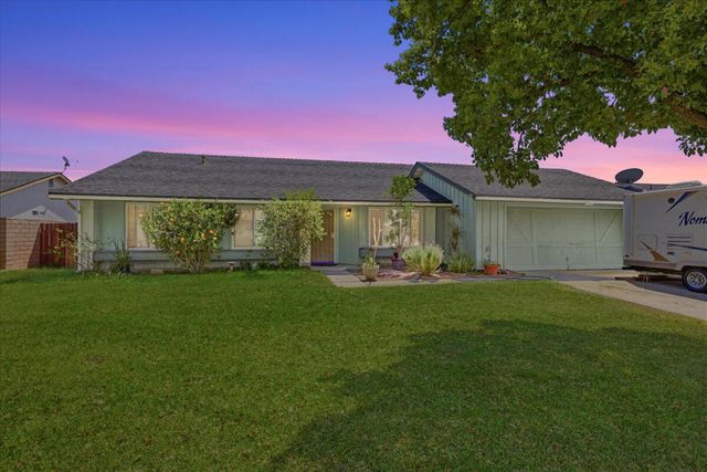 1922 S Cordova Avenue, Colton, CA 92324