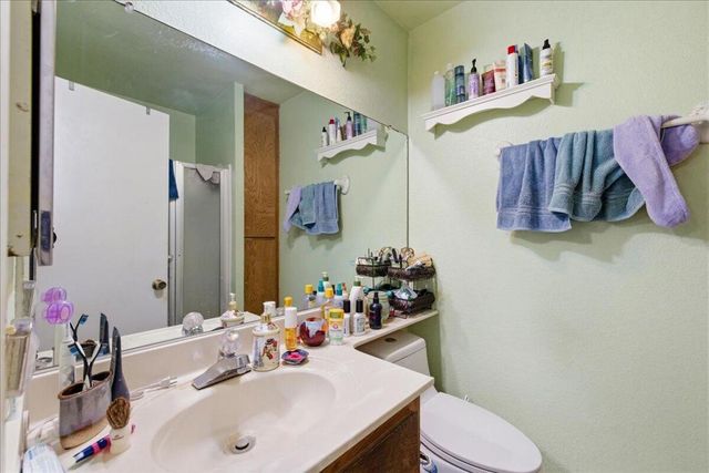 1922 S Cordova Avenue, Colton, CA 92324