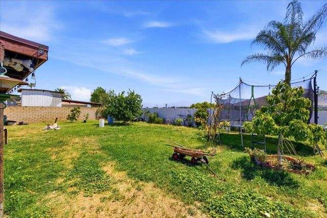 1922 S Cordova Avenue, Colton, CA 92324