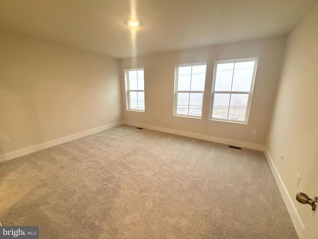 7238 CONTEE RD, Laurel, MD 20707