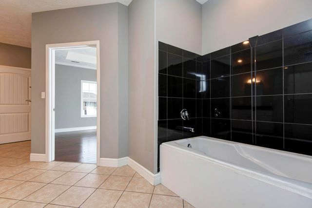 6008 S Mccann Avenue, Springfield, MO 65804