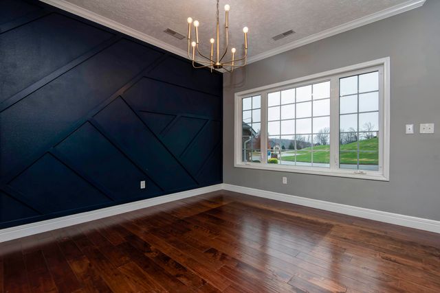 6008 S Mccann Avenue, Springfield, MO 65804