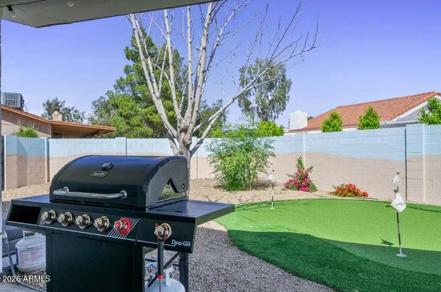 4665 W KINGS Avenue W, Glendale, AZ 85306