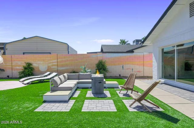 4665 W KINGS Avenue W, Glendale, AZ 85306